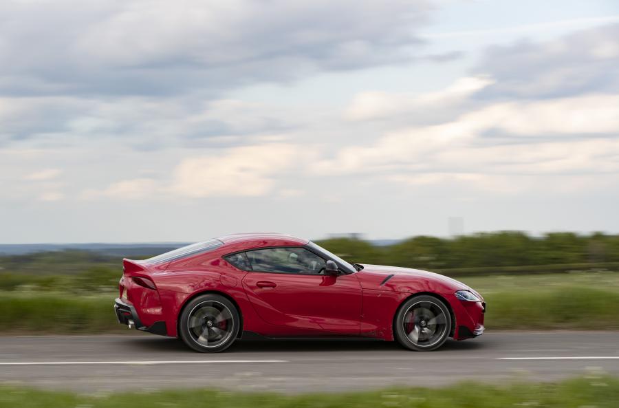  Toyota GR Supra (A90) 2019 года  (UK) (фото 19 из 91)